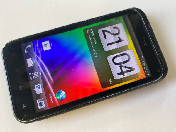 HTC Incredible S – Smartphone – entsperrt – 4″ 8MP Android 4 schwarz