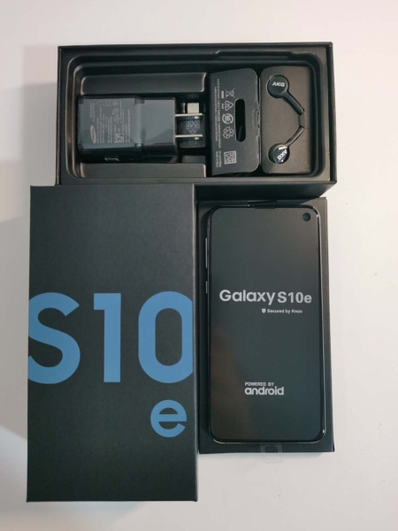 Samsung Galaxy S10e G970U G970F 128GB (UNLOCKED) Android Smartphone sealed