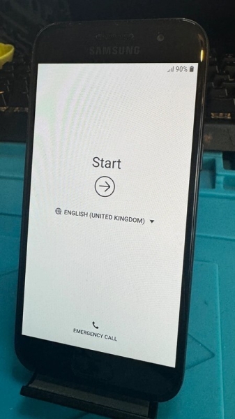 Samsung Galaxy A3 SM-A300FU – 16GB – Midnight Black (entsperrt) Smartphone