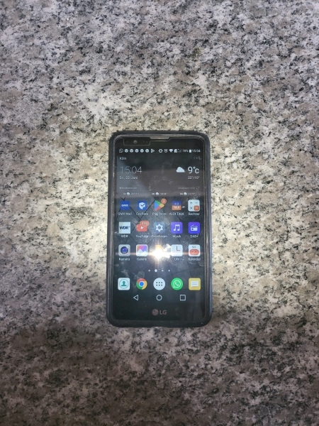 Smartphone LG Stylus 2 Modell K520 grau