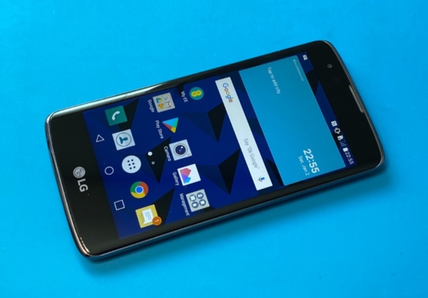 LG K8 Smartphone (K350N) schwarz, 8GB, entsperrt, top, Klasse A