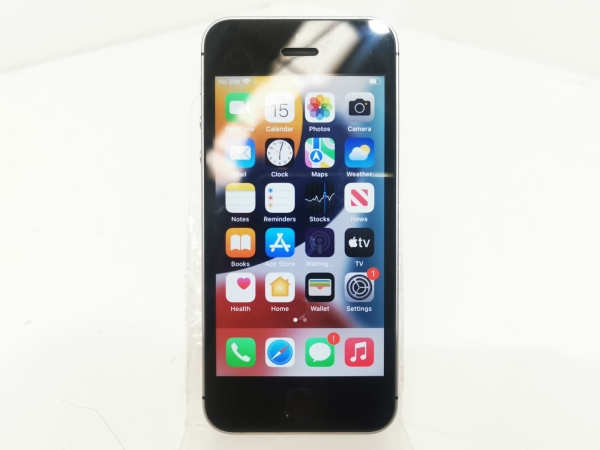 Apple iPhone SE (1. Gen A1723) – Grau / 4″ / 32GB / 12MP Kamera / Vodafone