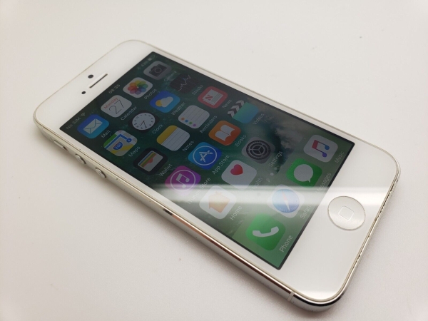 TOP ZUSTAND ENTSPERRT Apple iPhone 5 A1429 16GB weiß silber iOS Smartphone