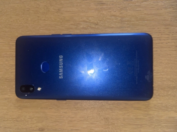 Samsung Galaxy A10s blau entsperrt Smartphone Dual SIM, 32GB, 2GB RAM, 6,2″