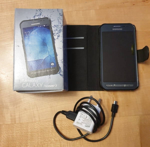 Samsung Galaxy Xcover 3 G388F 8GB Darksilver Smartphone incl. OVP