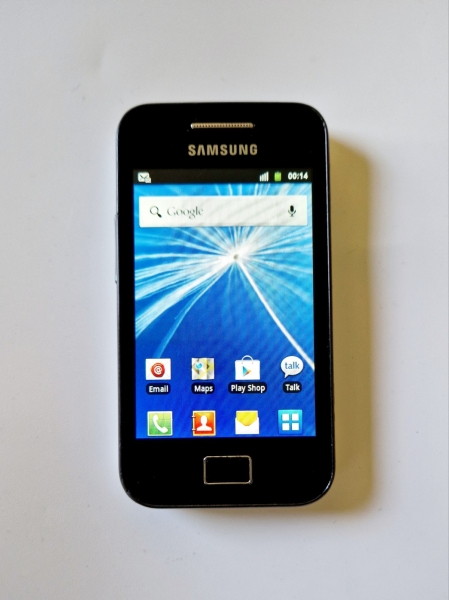 Samsung Galaxy Ace GT-S5830I – weiß (O2 Netzwerk) 3G Smartphone