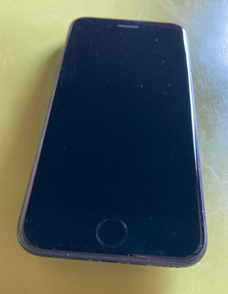 Apple iPhone 7 – 32GB – Schwarz (Entsperrt) A1778