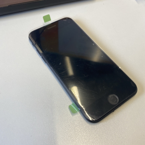 Apple iPhone 7 schwarz A1778 – sehr guter Zustand – (Ersatzteile/Parts) lässt sich nicht einschalten