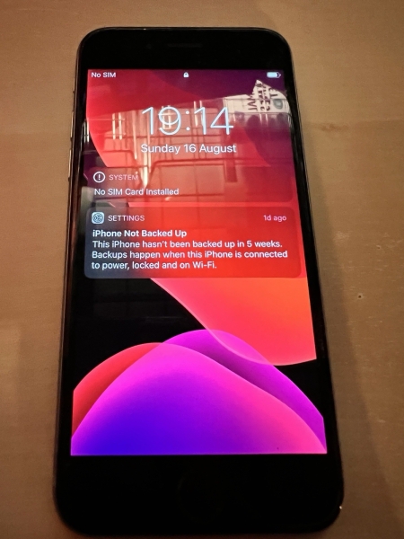 Apple iPhone 6s (A1688) GSM+CDMA Smartphone – als Ersatzteilspender. Perfekter Bildschirm
