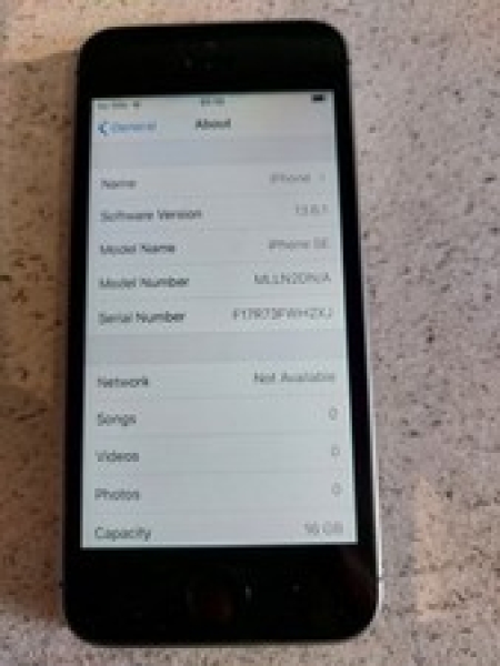 Apple iPhone SE – 16GB – Space Grau (Entsperrt) A1723 (CDMA + GSM)