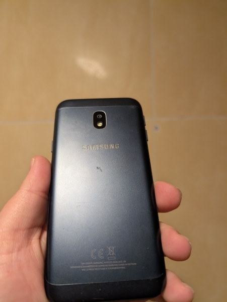 Samsung Galaxy J3 2017 2GB RAM 16GB Speicher Smartphone Android Handy