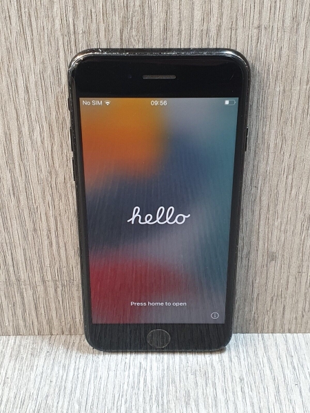A1778 Apple iPhone 7 128GB Schwarz (GSM) (O2 gesperrt) – Grade C EE2102
