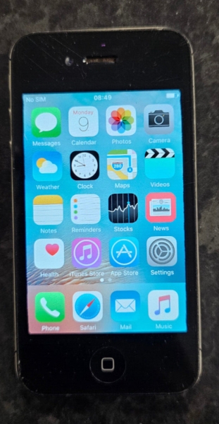 Apple iPhone 4s – 16GB – Schwarz JEDES Netzwerk Top Funktioniert