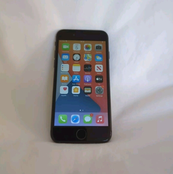 Apple iPhone 8 – 64GB – Space Grau (Ohne Simlock) A1905 (GSM)