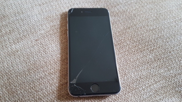 Apple MQ3D2B/A iPhone 6 – 32GB – Space Grau (Entsperrt)