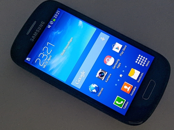 Samsung Galaxy S3 mini 8GB Schwarz Android Smartphone GT-I8200N 💥