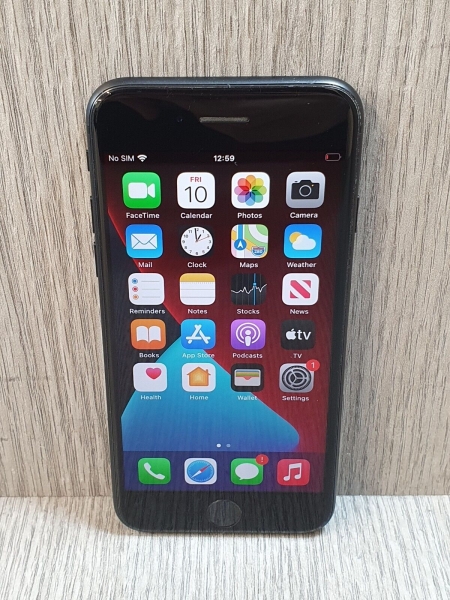 A1778 Apple iPhone 7 32GB schwarz (GSM) (entsperrt) – Grade B EK1005