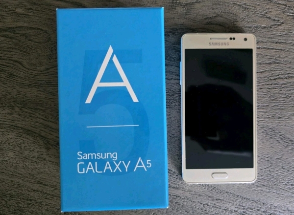 Samsung Galaxy A5 Gold – Smartphone