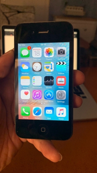 Apple iPhone 4s 16GB Smartphone – Schwarz (entsperrt)