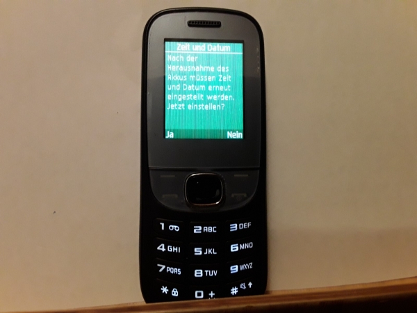 Handy Samsung GT E2200 schwarz (Ohne Simlock) Smartphone