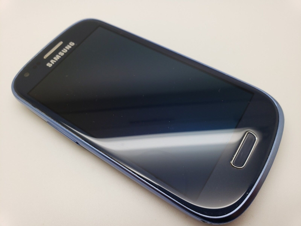 Sehr guter Zustand entsperrtes blaues Samsung Galaxy S3 Mini Gt i8190 (8GB) Smartphone 3UKVERSAND