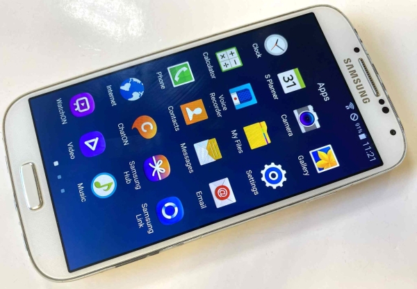 Samsung Galaxy S4 GT-I9505 weiß (entsperrt) 4G Android 5 Smartphoneschaden