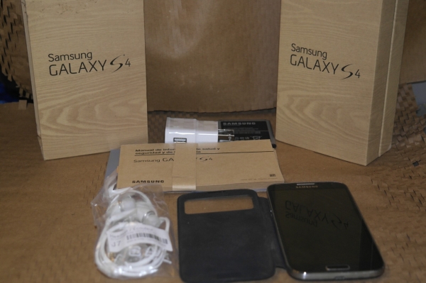 Originalverpacktes Samsung Galaxy S4 16GB SGH-i337 entsperrt Android Smartphone defekt