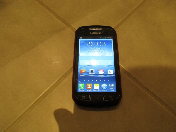 Samsung  Galaxy Xcover 2 GT-S7710 – 4GB – Black – Red (Ohne Simlock) Smartphone