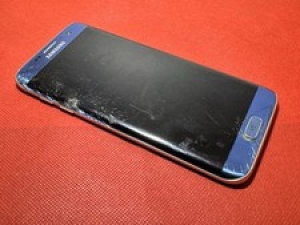 Samsung Galaxy S7 Edge SM-G935F Smartphone Defekt Schaden
