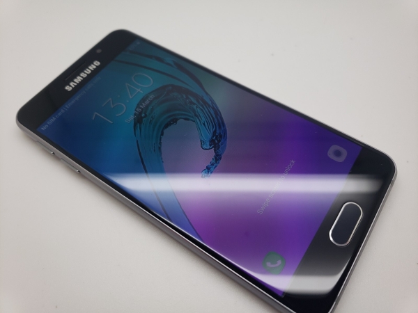 NrMint (Vodafone/Asda/Lebara) Samsung Galaxy A3 2016 16GB Smartphone SM-A310F