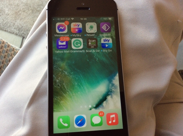 Apple iPhone SE 16GB 32GB 64GB 128GB | entsperrt | Spacegrau, Silber, Gold, Rosa
