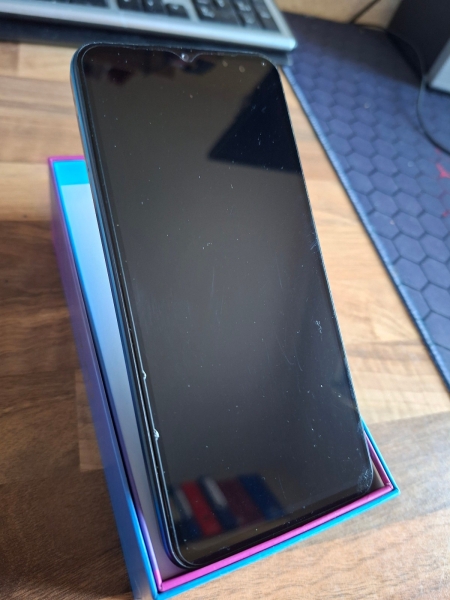 Smartphone Blackview OSCAL C80, 8GB+128GB, 50MP Kamera, 90 Hz, 6,5 Zoll