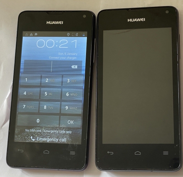 Huawei Ascend Y300 (4GB 4,0″ 5MP 512MB RAM) Android Smartphones x2 lila/schwarz