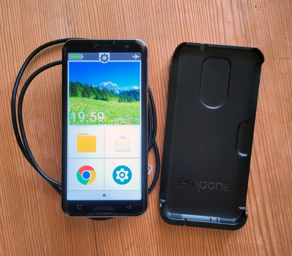 Senioren Smartphone emporia smart.5 gebracht, in TOP Zustand
