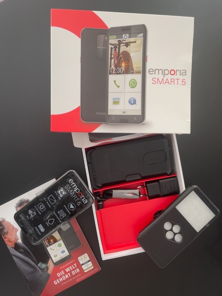 Senioren Smartphone emporia smart.5  gebracht, aber in sehr gutem Zustand