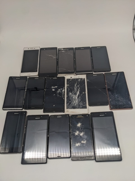 16x Sony Xperia  Smartphone Teilespender Ersatzteile Bastler Konvolut Sammlung