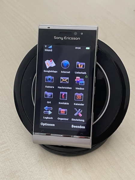 Sony Ericsson  Satio U1i – Silber (Ohne Simlock) Smartphone