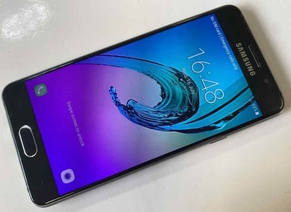 Samsung Galaxy A3 A310F (2016) silber 16GB (entsperrt) Android 7 Smartphone