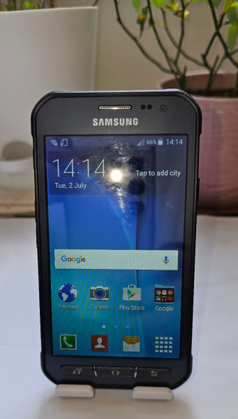 Samsung Galaxy Xcover 3 silber 8GB (Vodafone) 4G Android Smartphone SM-G388F
