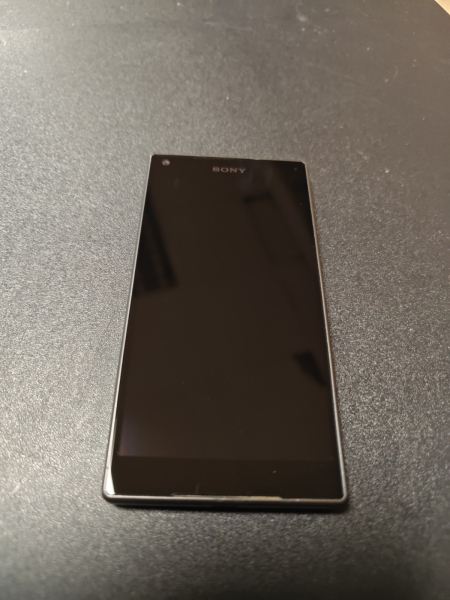 Sony Xperia Z5 Compact – 32GB – Graphite Black (Entsperrt) DEFEKT (W20-C17)