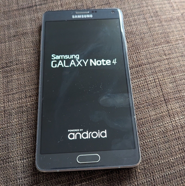 Samsung Galaxy Note 4 SM-N910F – 32GB – SCHWARZ Smartphone