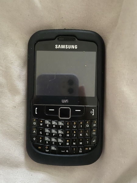 Samsung Chat 335 – Schwarz Smartphone