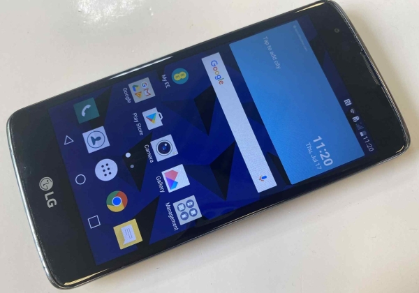 LG K8 (2016) K350N – Smartphone – entsperrt – schwarz 8GB Android 7 4G LTE
