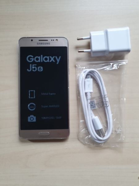 Samsung J5 J510F 16GB Single Sim Gold ohne Simlock Smartphone herausnehmbar BAT