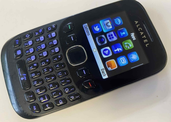 Alcatel Tribe 3003G – Smartphone (entsperrt) QWERTZ Tastatur Mobilteil schwarz