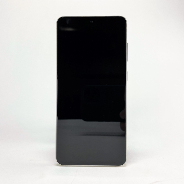 Samsung Galaxy S21 FE 5G 128GB olive Smartphone Sehr Gut – Refurbished