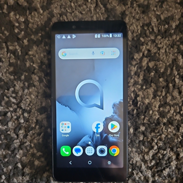 Alcatel 1C 2019 5003D 8GB entsperrt schwarz Dual Sim Android Smartphone gesprungen