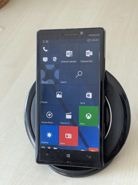 Nokia  Lumia 930 – 32GB (Ohne Simlock) Smartphone – Schwarz