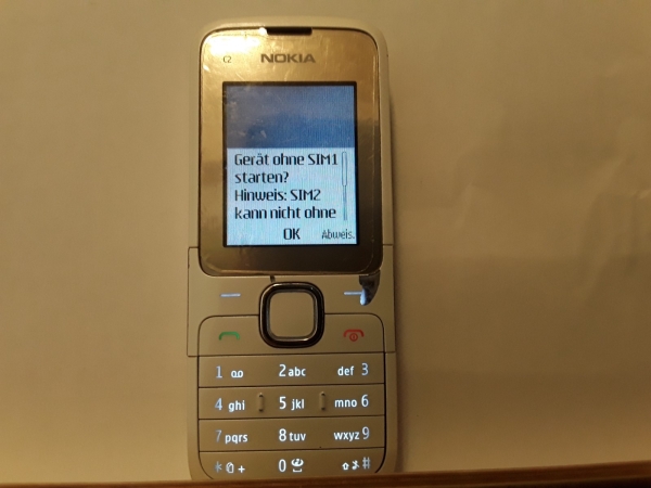 Handy Nokia C2-00 weiss   (Ohne Simlock) Smartphone dualsim