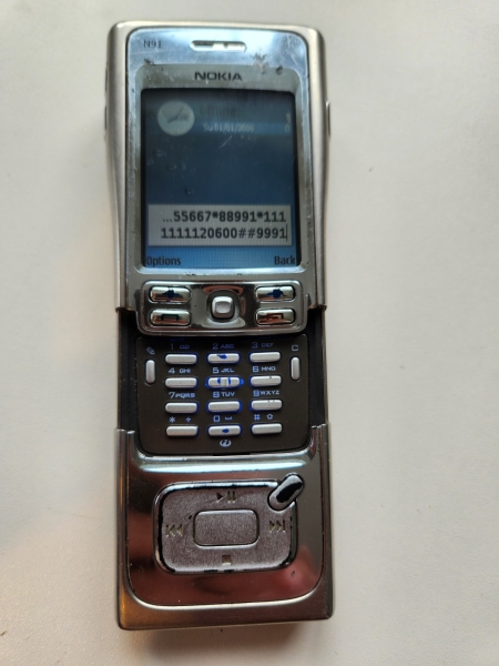 Defektes Nokia N91 – 4GB HDD – Light Chrome Selten Sammlerhandy Smartphone
